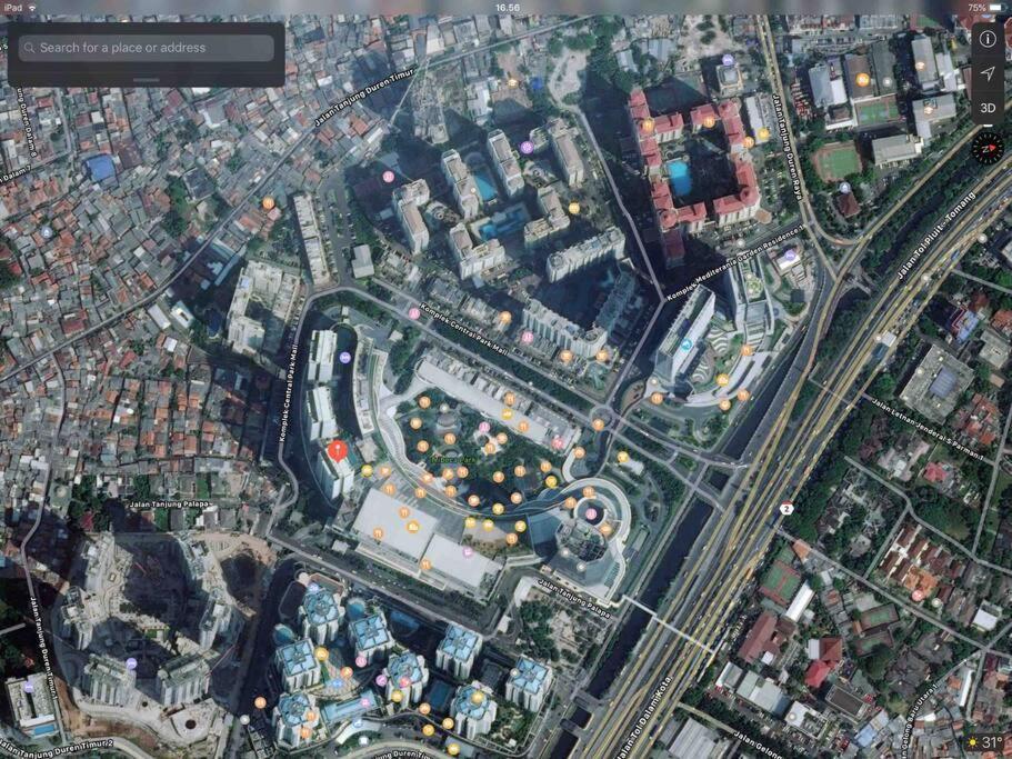 Central Park Residences Yakarta Exterior foto